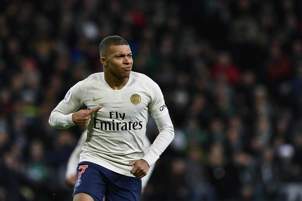 中国被“善意”提醒不要追高端，这背后藏着怎样的全球化陷阱？